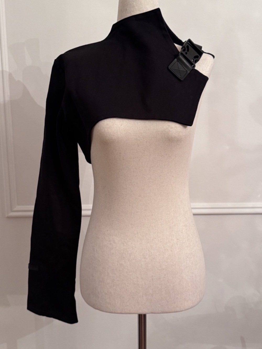 Megi Gabunia Black Asymmetric One Sleeve Buckle Top XS Avant-Garde